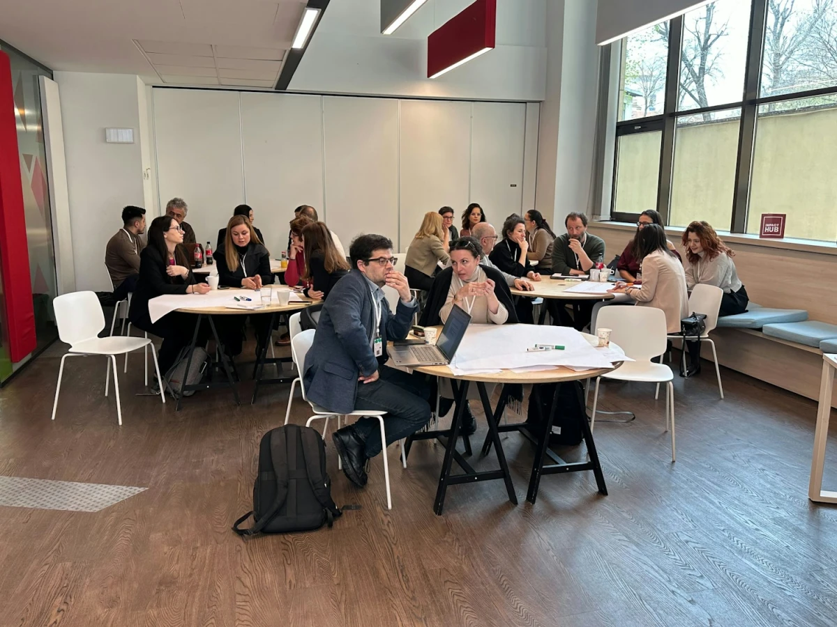 Das Programm umfasste thematische Workshops und interaktive Sitzungen